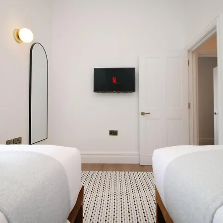Apartman No 1 Grosvenor House - 5min Walk To Cabot Circus Bristol