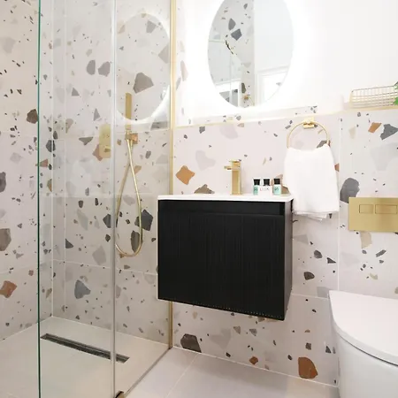No 1 Grosvenor House - 5min Walk To Cabot Circus Apartman