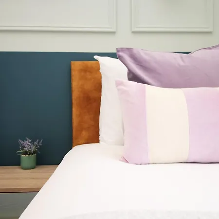 No 1 Grosvenor House - 5min Walk To Cabot Circus