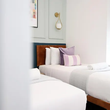 No 1 Grosvenor House - 5min Walk To Cabot Circus