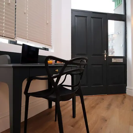 Appartement No 1 Grosvenor House - 5min Walk To Cabot Circus *