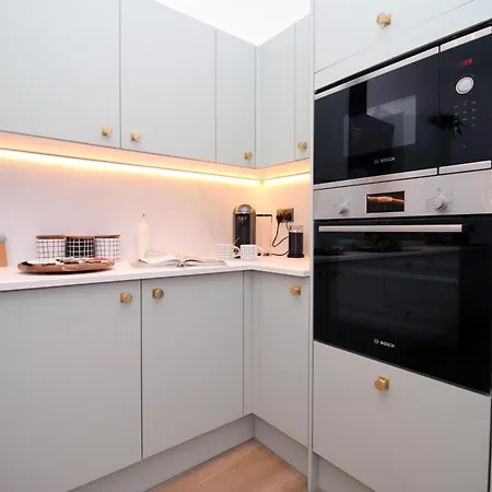 Appartement No 1 Grosvenor House - 5min Walk To Cabot Circus *